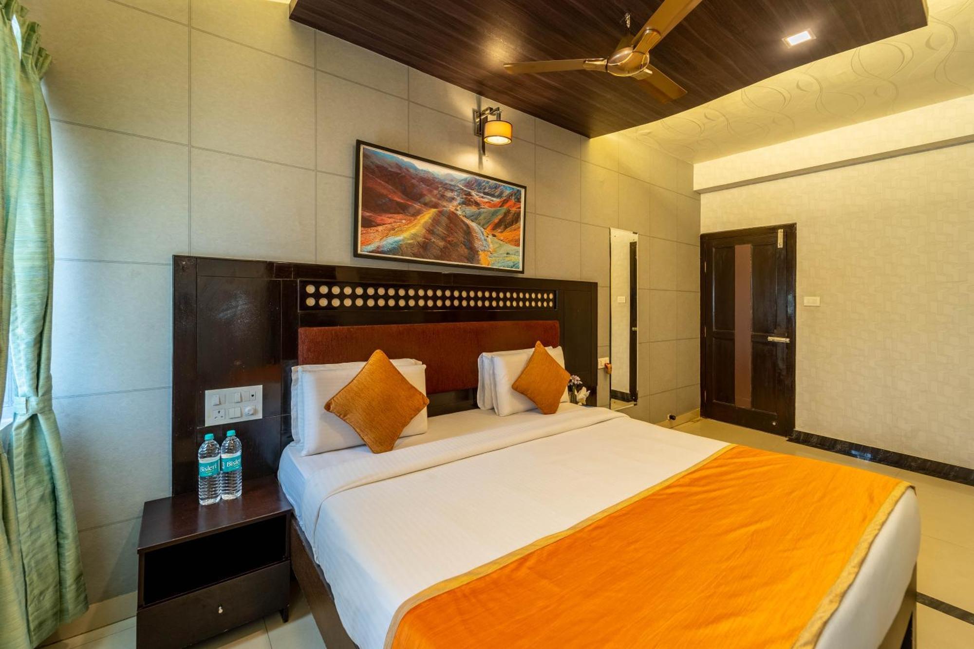 Seasons Suites Bangalore Phòng bức ảnh